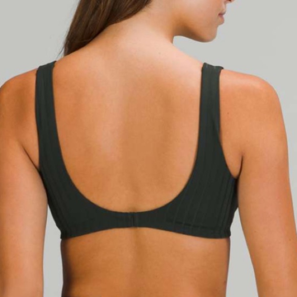 lululemon athletica Ribbed Scoop Neck Sports Bra in Dark Green - Picture 2 of 11